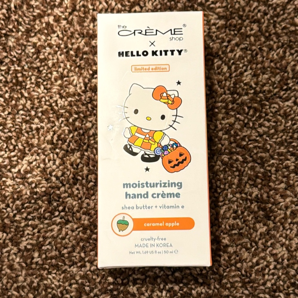 Hello Kitty Halloween The Crème Shop Hand Lotion - Picture 1 of 4